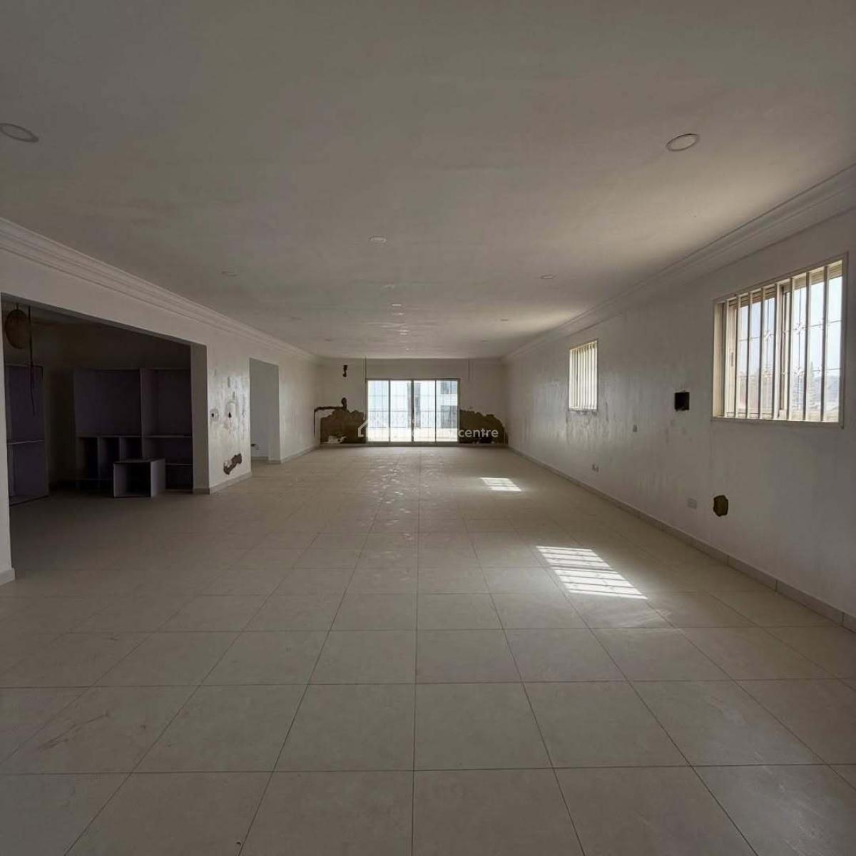 7-bedroom Luxury Mansion with 2-bedroom Guest Chalet, Asokoro District, Abuja, House for Sale