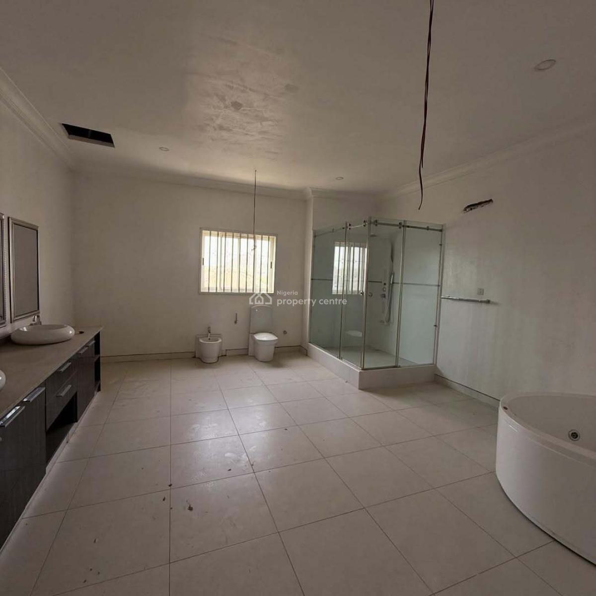 7-bedroom Luxury Mansion with 2-bedroom Guest Chalet, Asokoro District, Abuja, House for Sale