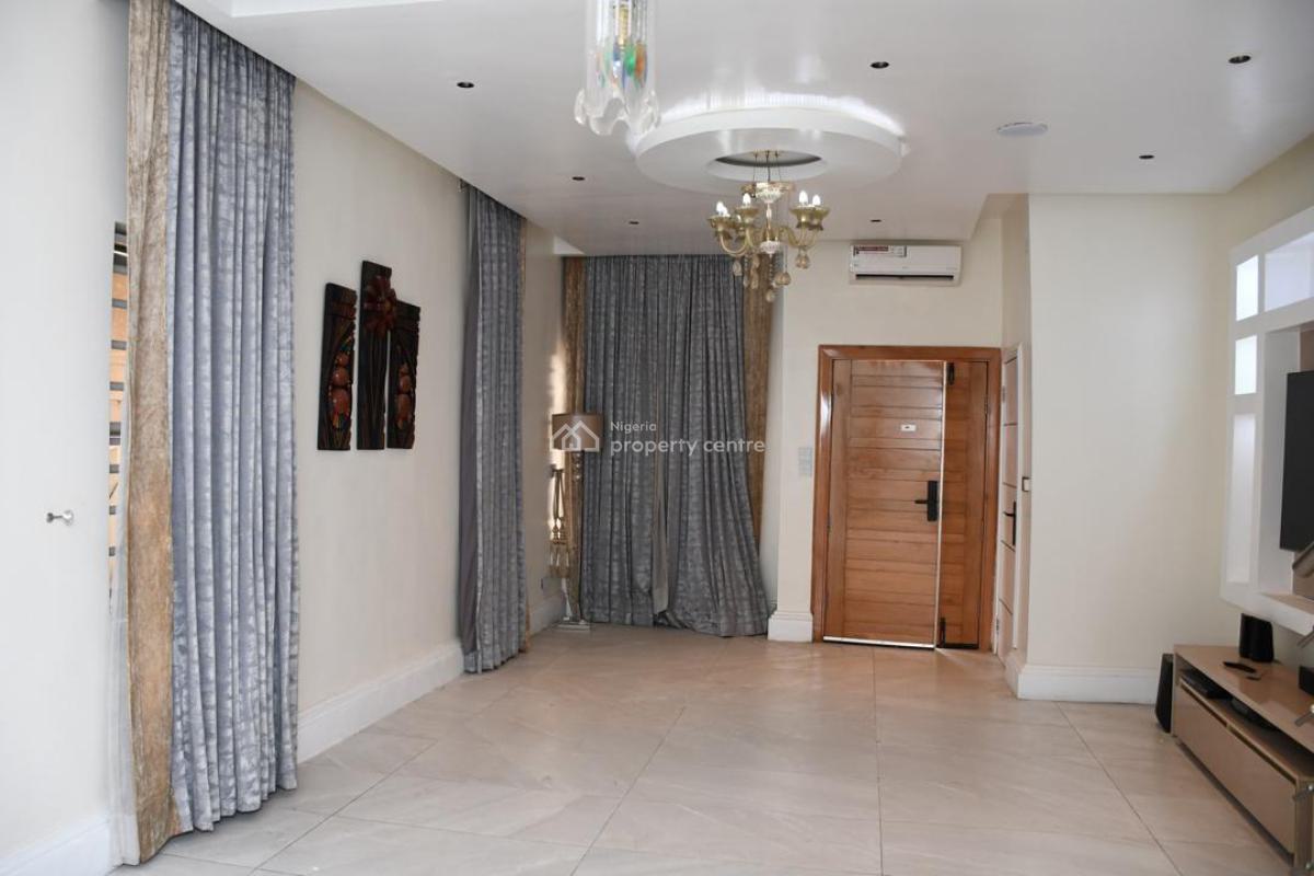 Luxury 4 Bedroom Town House, Beside Maryland Mall, Maryland, Lagos, Flat / Apartment for Sale