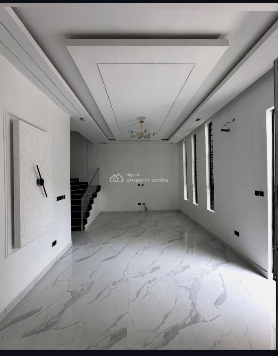 4 Bedroom  Spacious Semi Detached House, Chevron Lekki, Lekki, Lagos, Semi-detached Duplex for Sale