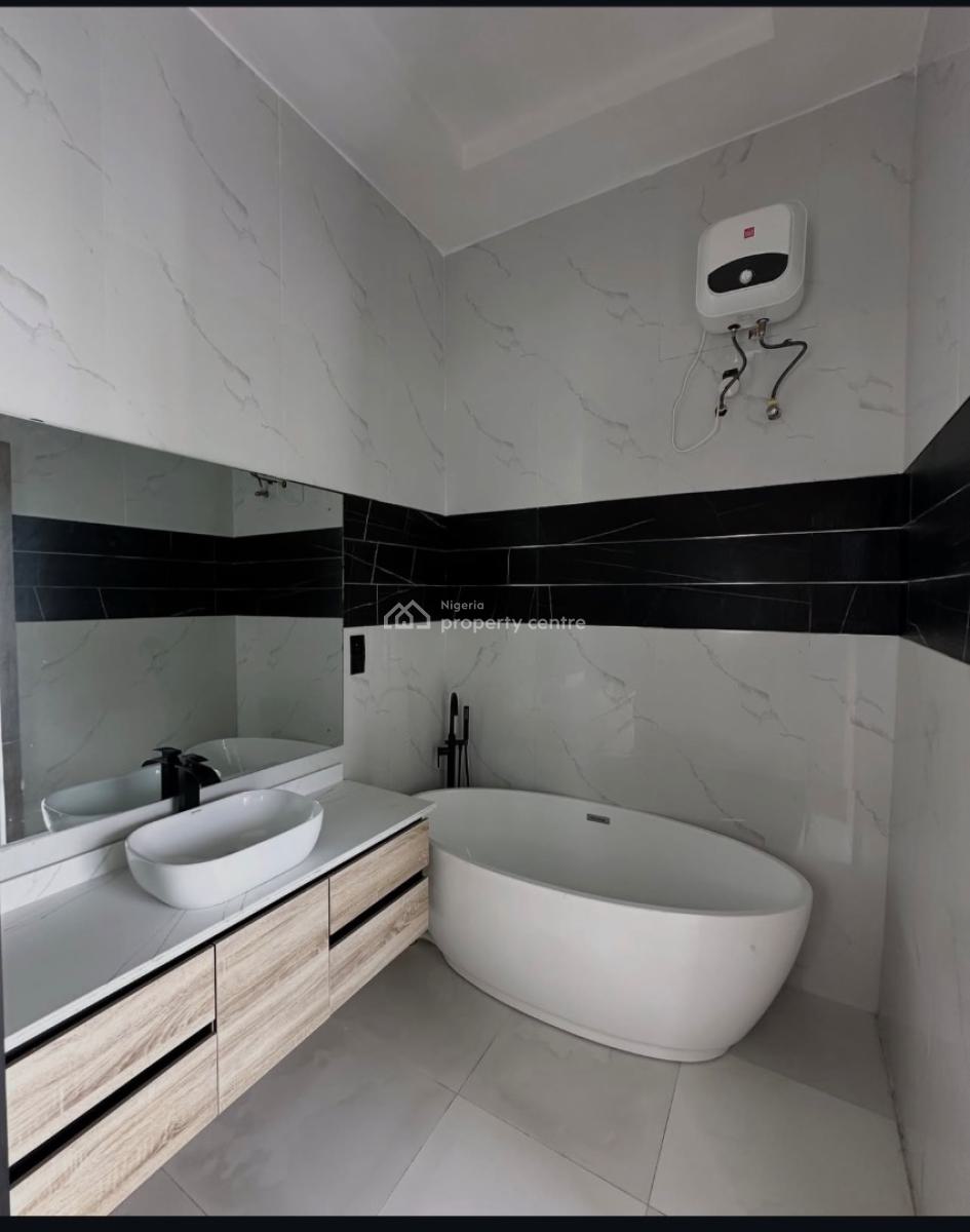 4 Bedroom  Spacious Semi Detached House, Chevron Lekki, Lekki, Lagos, Semi-detached Duplex for Sale