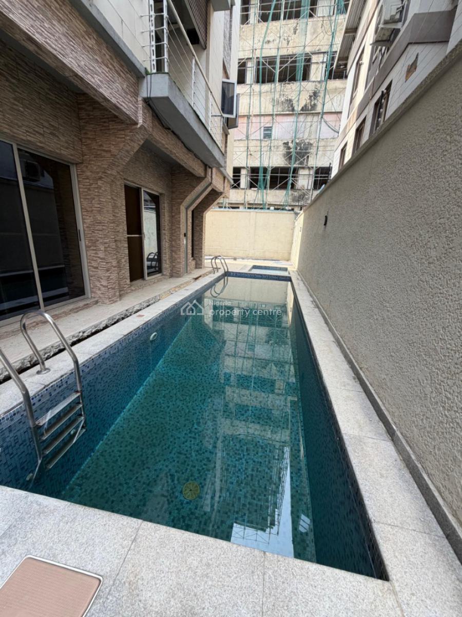 Spacious 3bedroom Fully Serviced with Bq, Lekki Phase 1, Lekki, Lagos, Flat / Apartment for Rent