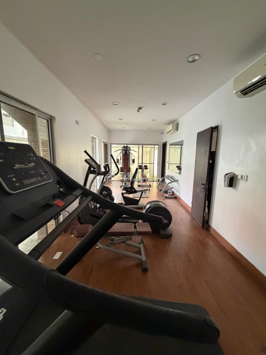 Spacious 3bedroom Fully Serviced with Bq, Lekki Phase 1, Lekki, Lagos, Flat / Apartment for Rent