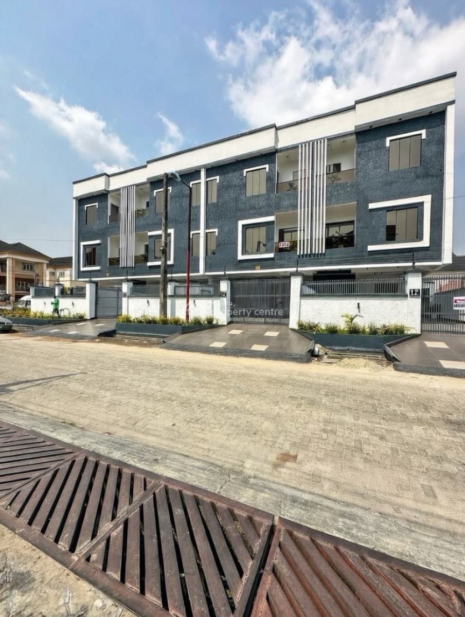 Serviced 4 Bedroom Terrace Duplex with Bq & Inverter, Lekki Phase 1, Lekki, Lagos, Terraced Duplex for Sale