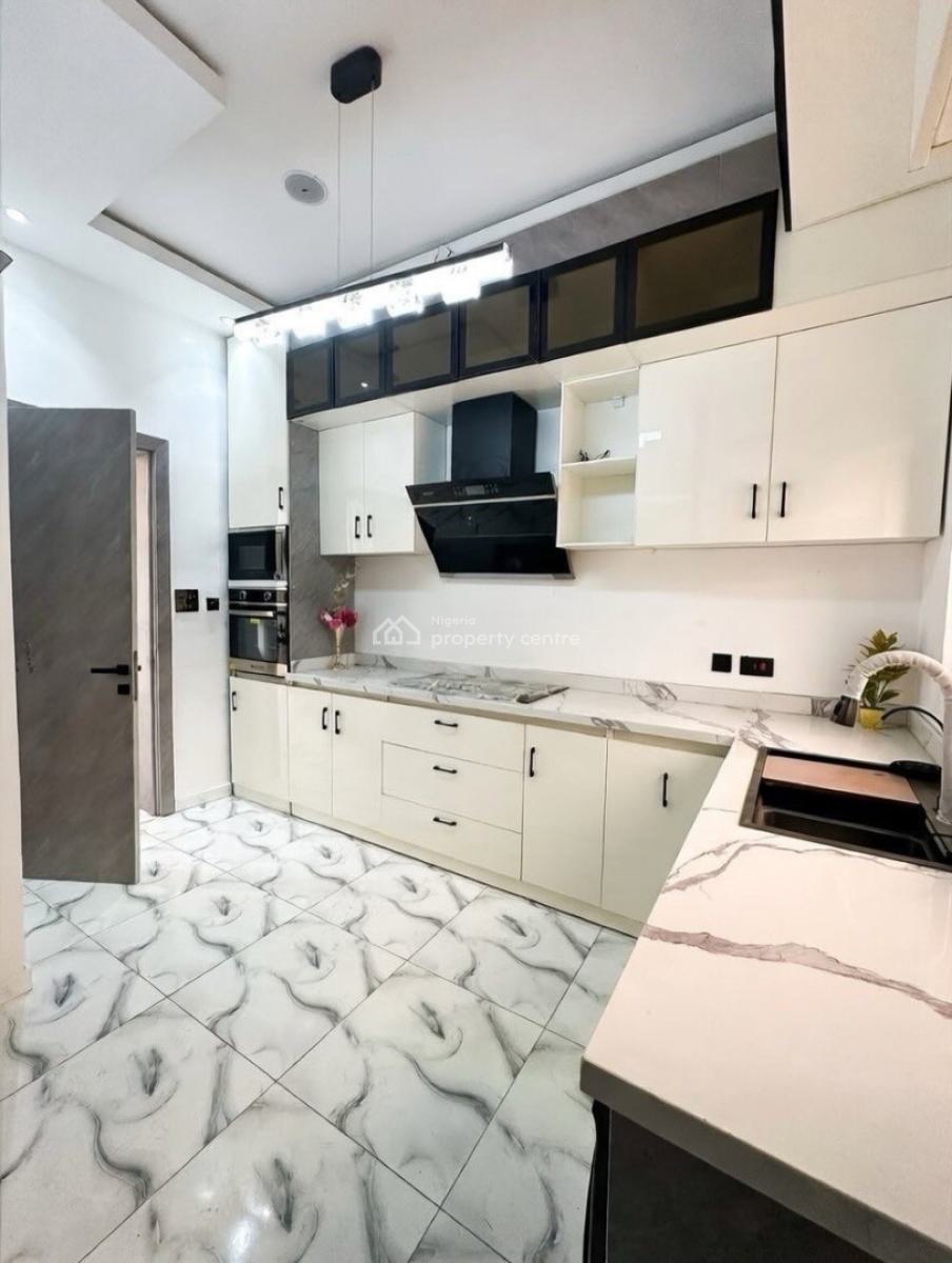 Serviced 4 Bedroom Terrace Duplex with Bq & Inverter, Lekki Phase 1, Lekki, Lagos, Terraced Duplex for Sale