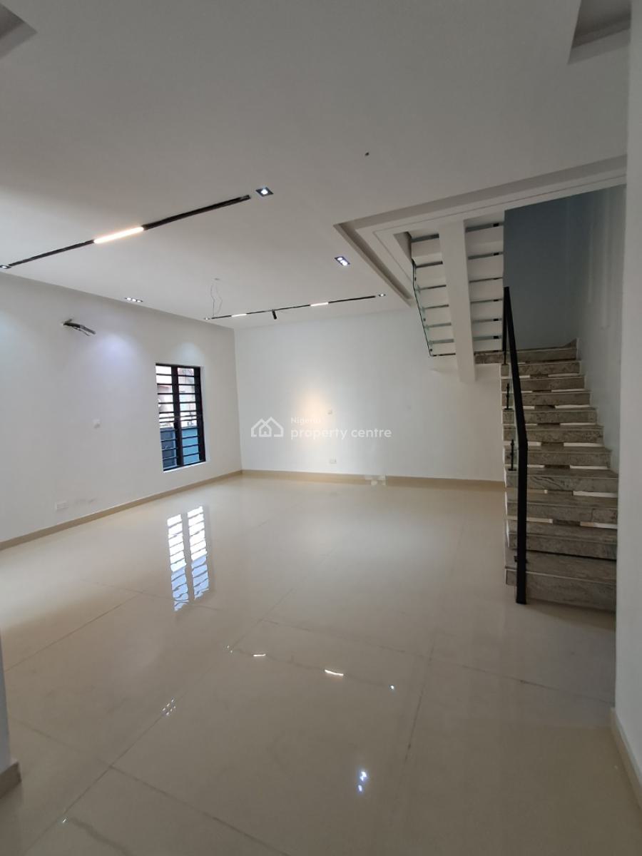 Tastefully and Executive 5bedroom Duplex with Bq and a Lovely Zone, Gra Phase 2, Magodo, Lagos, Detached Duplex for Sale