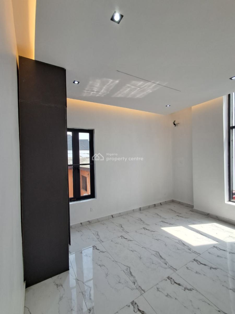 Tastefully and Executive 5bedroom Duplex with Bq and a Lovely Zone, Gra Phase 2, Magodo, Lagos, Detached Duplex for Sale