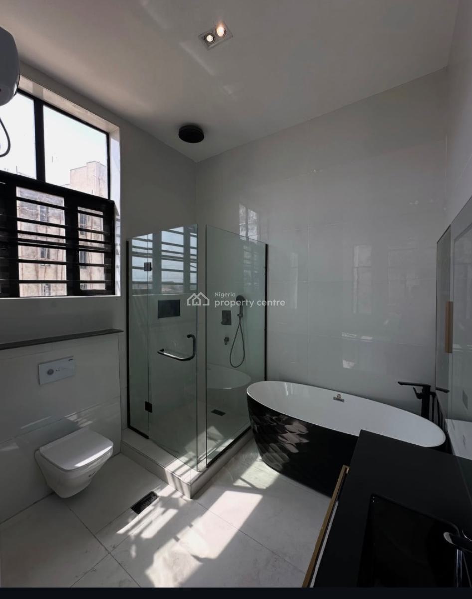 5 Bedroom House with a Pool and Bq, Chevron Lekki, Lekki, Lagos, Detached Duplex for Sale