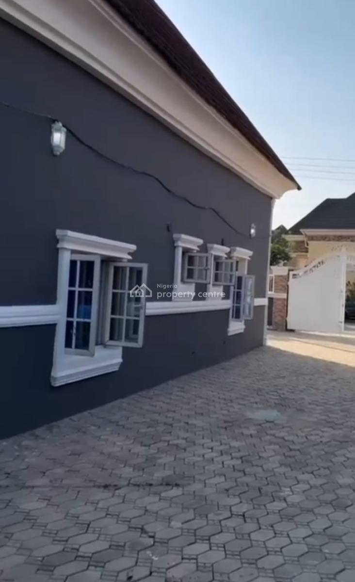 Classically Built 3 Bedroms Fully Detached Bungalow, 2  Bq, Gate House, Lokogoma District, Abuja, Detached Bungalow for Sale