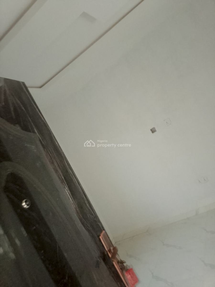 Luxury 2 Bed, Ofin Estate, Igbogbo, Ikorodu, Lagos, Flat / Apartment for Rent