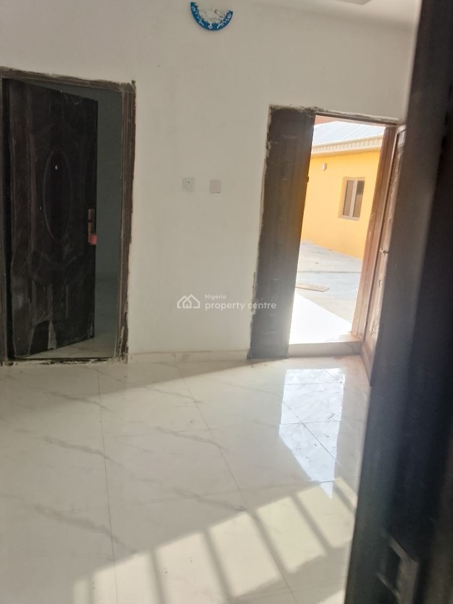 Luxury 2 Bed, Ofin Estate, Igbogbo, Ikorodu, Lagos, Flat / Apartment for Rent