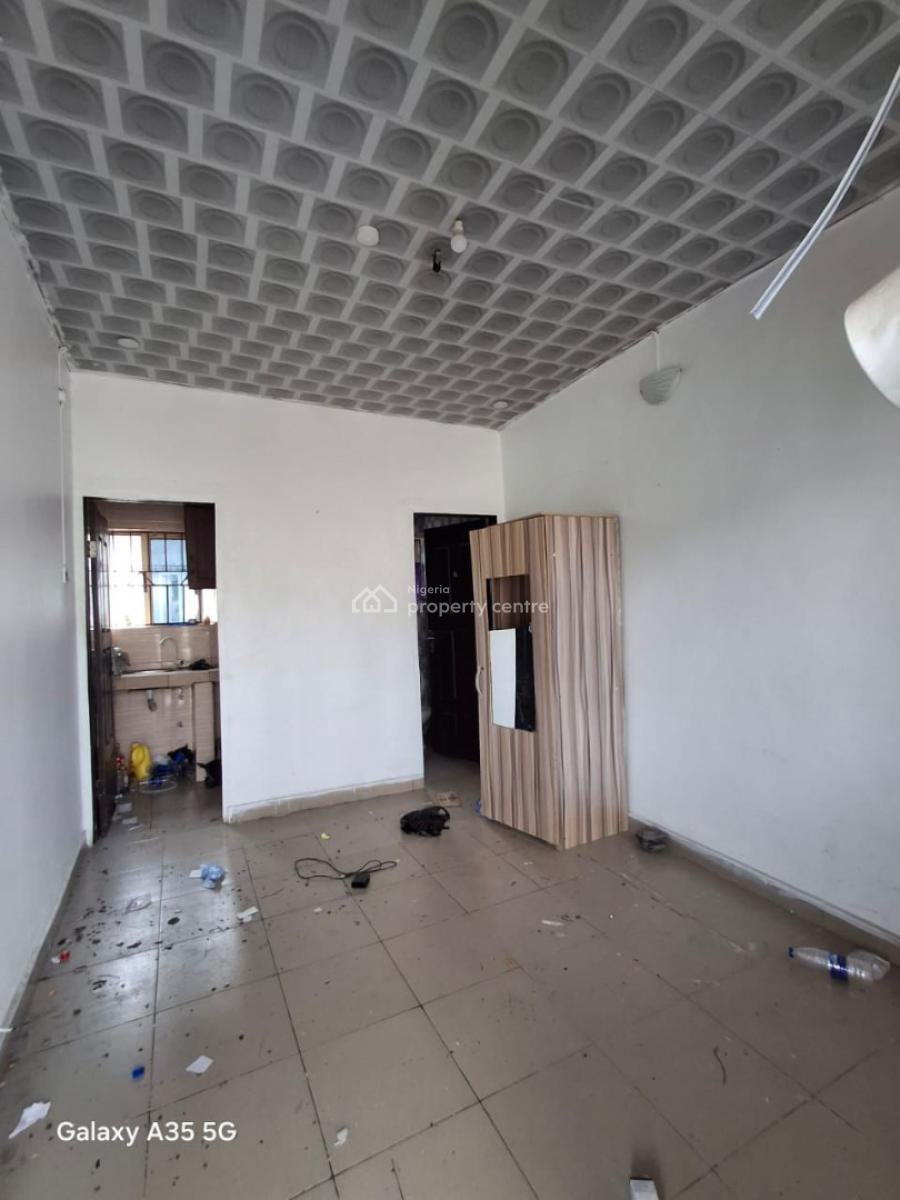 Sharp Selfcontain in a Call in Estate Upstairs., Sangotedo, Sangotedo, Ajah, Lagos, Self Contain (single Rooms) for Rent