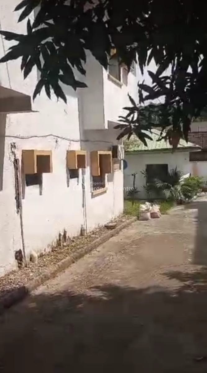 4 Units of 3 Bedrooms Flat, 5 Units Selfcontain for Sell, Wuse 2, Abuja, Flat / Apartment for Sale