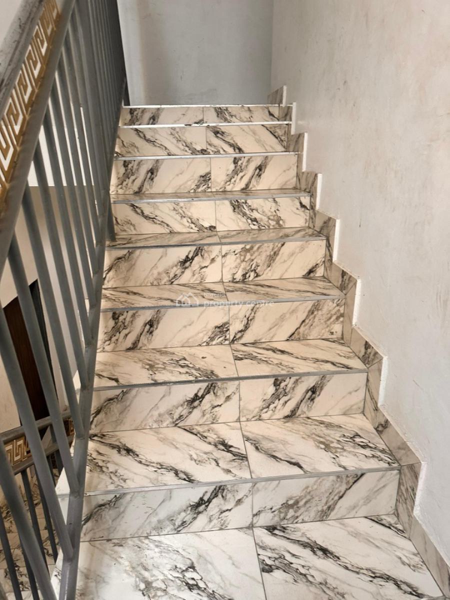 Spacious 2 Bedroom Flat with Bq (not Furnished), Off Freedom Way, Lekki Phase 1, Lekki, Lagos, Flat / Apartment for Rent