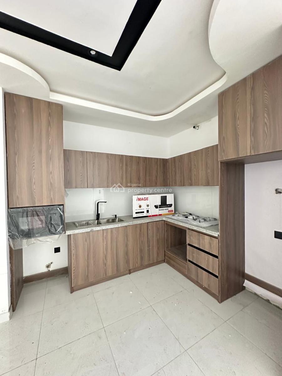 2 Bedroom Apartment at Ikate, Ikate, Lekki, Lagos, Flat / Apartment for Sale