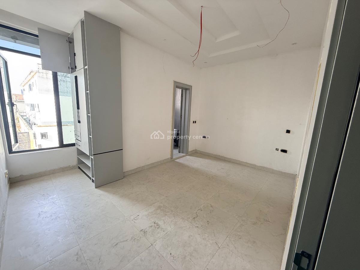 Luxury 4 Bedroom Massionette in a Spacious, Modern Estate, Earls Court Road, Woodland Estate, Ikate Elegushi, Lekki, Lagos, Terraced Duplex for Sale