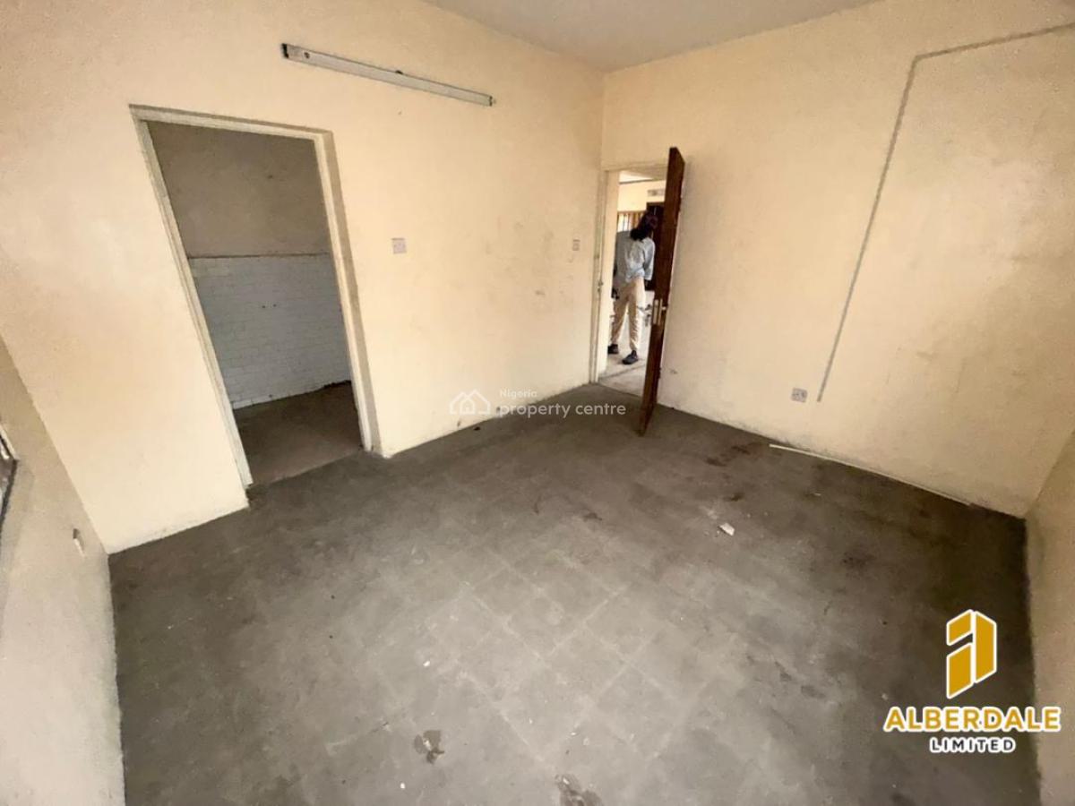 Spacious Commercial 4-bedroom Duplex with Staff Quarters, Ilupeju, Lagos, Detached Duplex for Rent