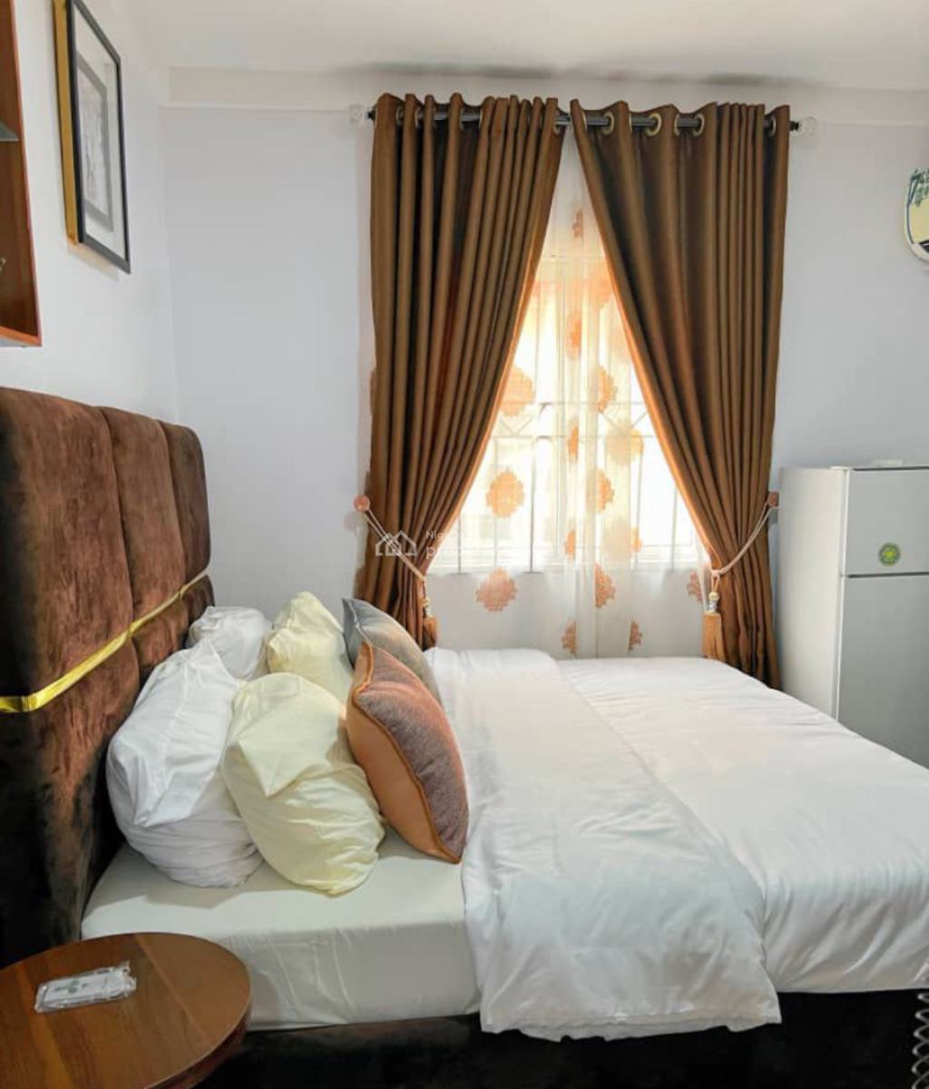 a Room & Parlour Self Contain, Shomolu, Lagos, Mini Flat (room and Parlour) for Rent