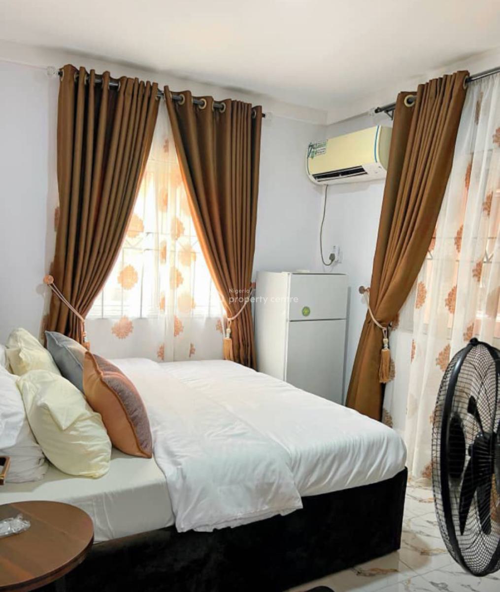 a Room & Parlour Self Contain, Shomolu, Lagos, Mini Flat (room and Parlour) for Rent