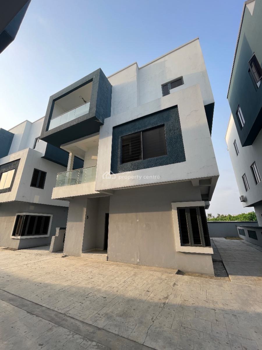 Comfortable 4 Bedroom Duplex, Orchid Road, Lekki Expressway, Lekki, Lagos, Detached Duplex for Sale