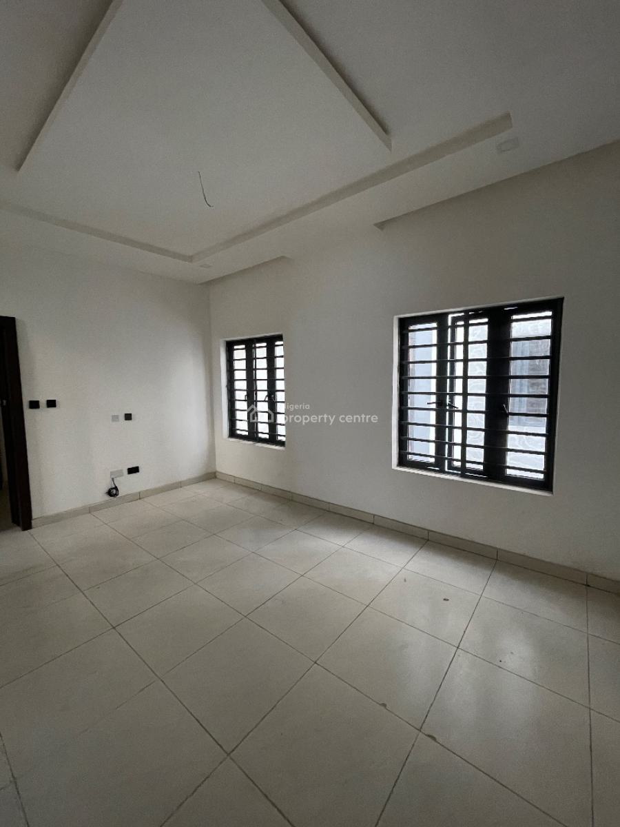 Comfortable 4 Bedroom Duplex, Orchid Road, Lekki Expressway, Lekki, Lagos, Detached Duplex for Sale