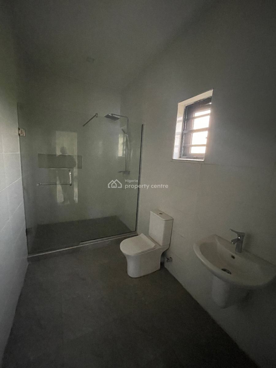 Comfortable 4 Bedroom Duplex, Orchid Road, Lekki Expressway, Lekki, Lagos, Detached Duplex for Sale