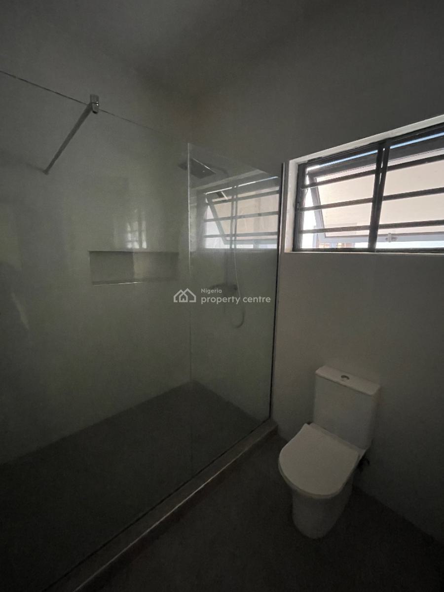 Comfortable 4 Bedroom Duplex, Orchid Road, Lekki Expressway, Lekki, Lagos, Detached Duplex for Sale