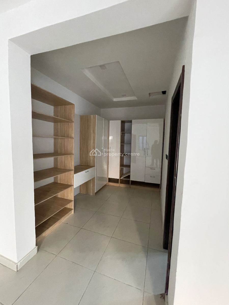 Comfortable 4 Bedroom Duplex, Orchid Road, Lekki Expressway, Lekki, Lagos, Detached Duplex for Sale