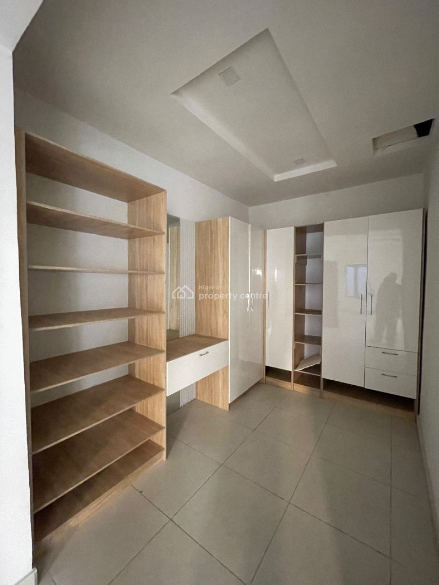 Comfortable 4 Bedroom Duplex, Orchid Road, Lekki Expressway, Lekki, Lagos, Detached Duplex for Sale