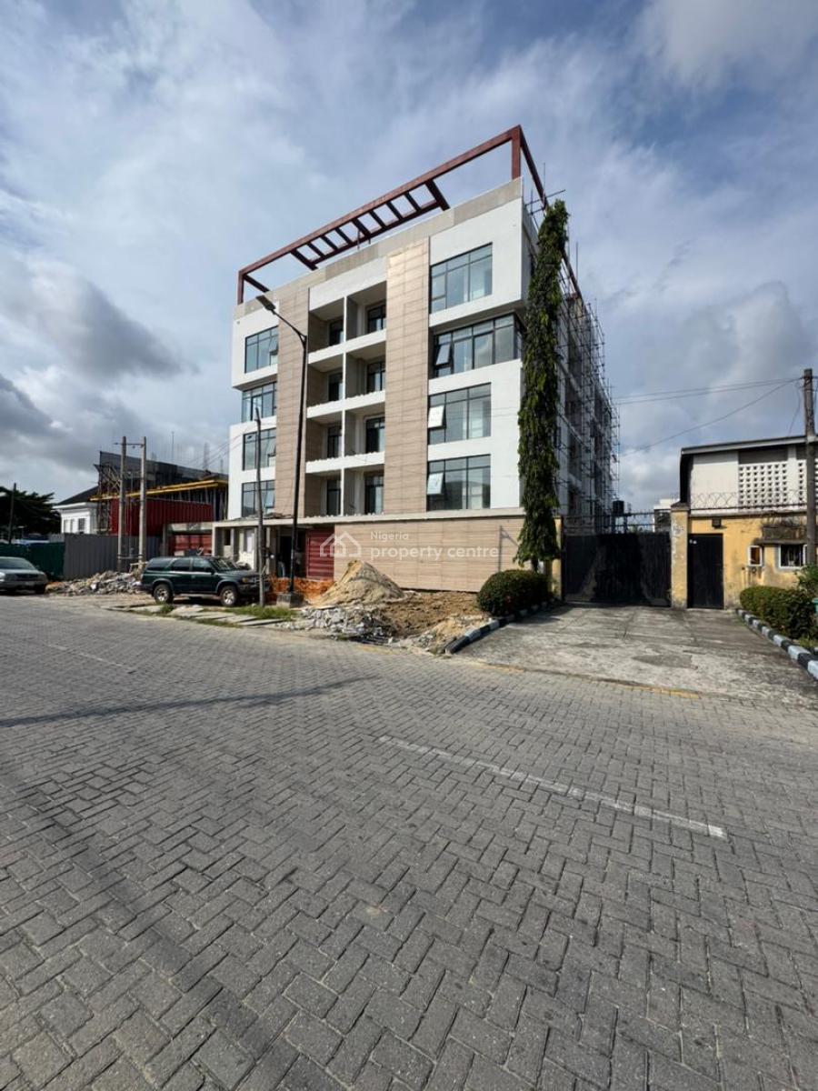 Luxury 2 Or 3 Bedroom Penthouse Apartment with Rooftop Pool, Lekki Phase 1, Lekki, Lagos, Flat / Apartment for Sale