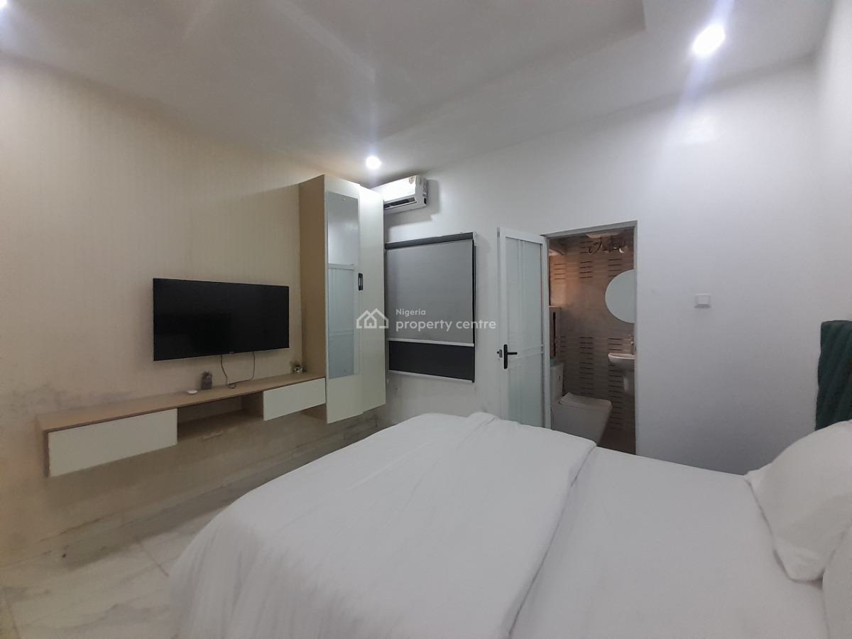Brand-new Luxury 2 Bedrooms Apartment with En-suite Rooms, Guzape District, Abuja, Flat / Apartment Short Let