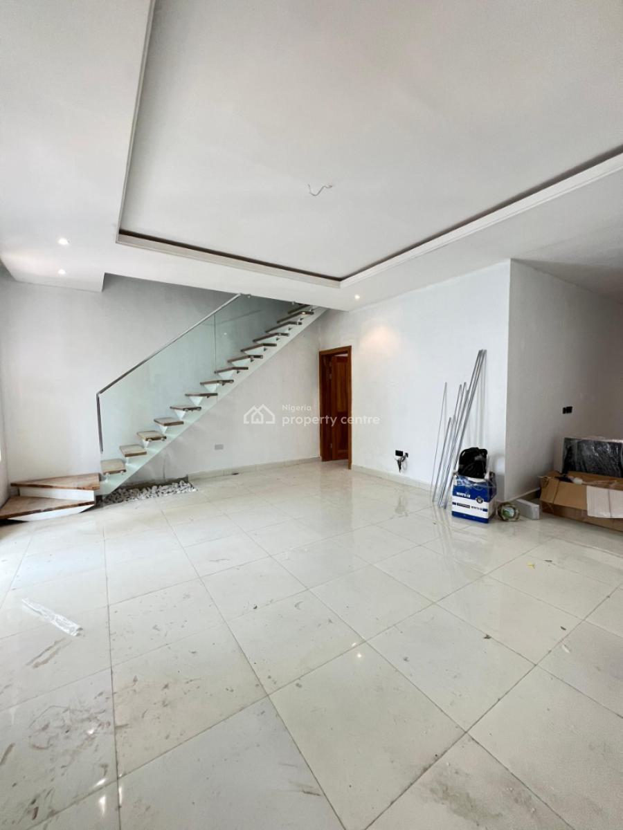 Luxuriously Finished 2 Bedroom Maisonette Suitable for Investment, Lekki Phase 1, Lekki, Lagos, Block of Flats for Sale