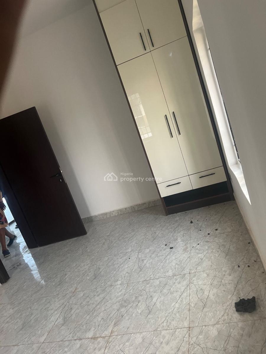 Luxury 2 Bedroom Finished Apartment, Opposite Gaat International School, Gaduwa, Abuja, House for Sale