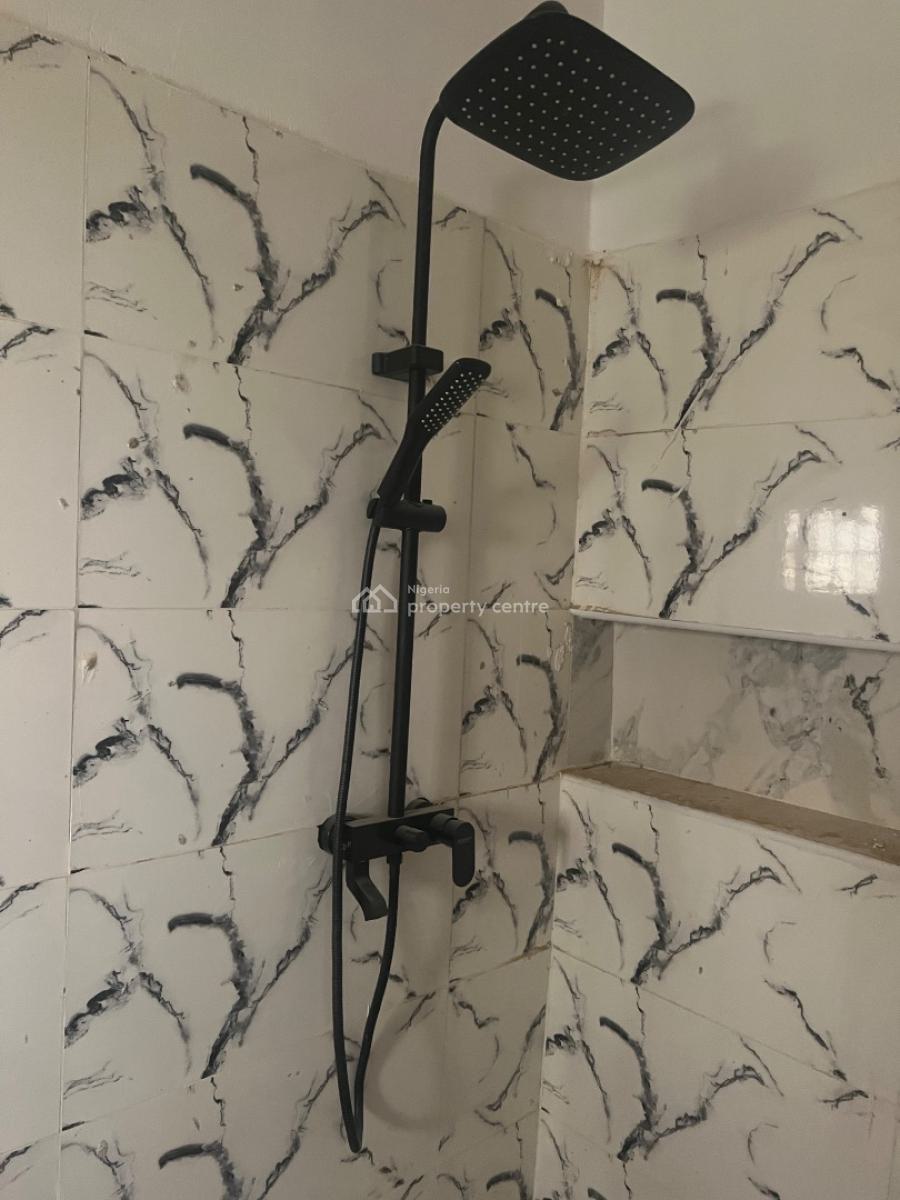 Luxury 2 Bedroom Finished Apartment, Opposite Gaat International School, Gaduwa, Abuja, House for Sale