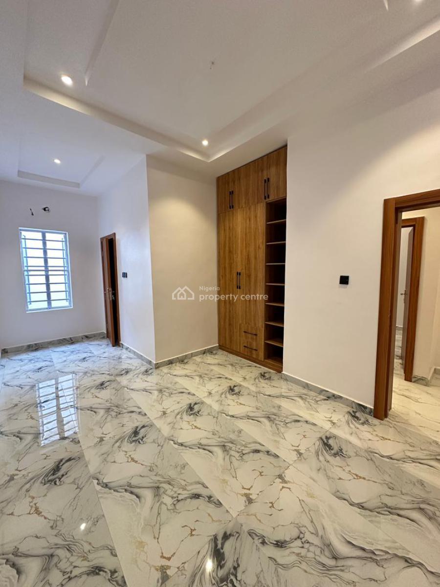 Well-built Luxury Spacious 4 Bedroom Terrace Duplex, Orchid Road, Lekki, Lagos, Terraced Duplex for Sale