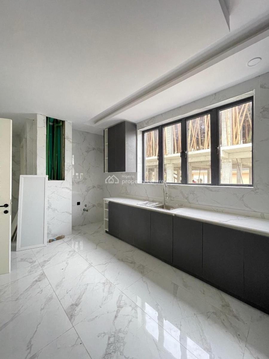 5 Bedroom Self Compound Terrace Duplex on Two Floors with Bq, Lekki Phase 1, Lekki, Lagos, Terraced Duplex for Sale