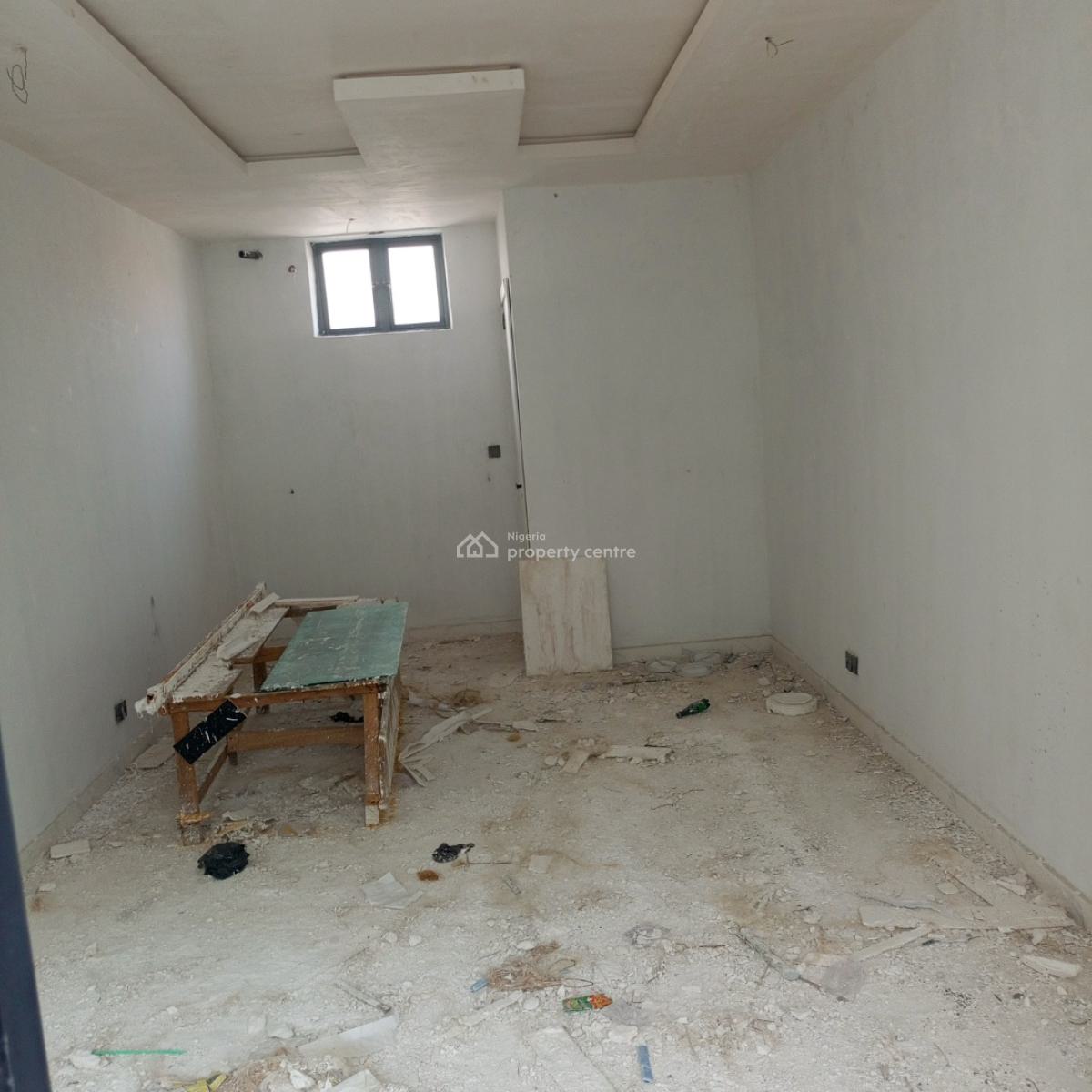 Spacious Shop with a Private Toilet, Mobil Road Ilaje, Ilaje, Ajah, Lagos, Shop for Rent