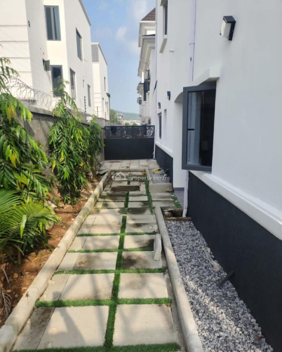 5 Bedroom Detached Duplex with Multiple Living Rooms, Katampe Extension, Katampe, Abuja, Semi-detached Duplex for Sale