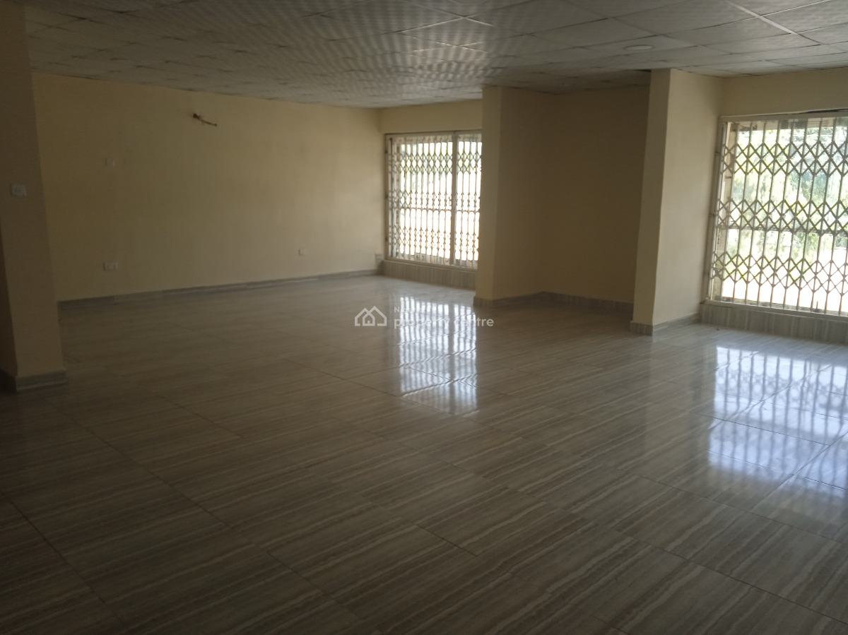 Commercial 300sqm Duplex Suitable for Supermarket, Lab,hospital,clinic, By Kado, Jabi, Abuja, Restaurant / Bar for Rent