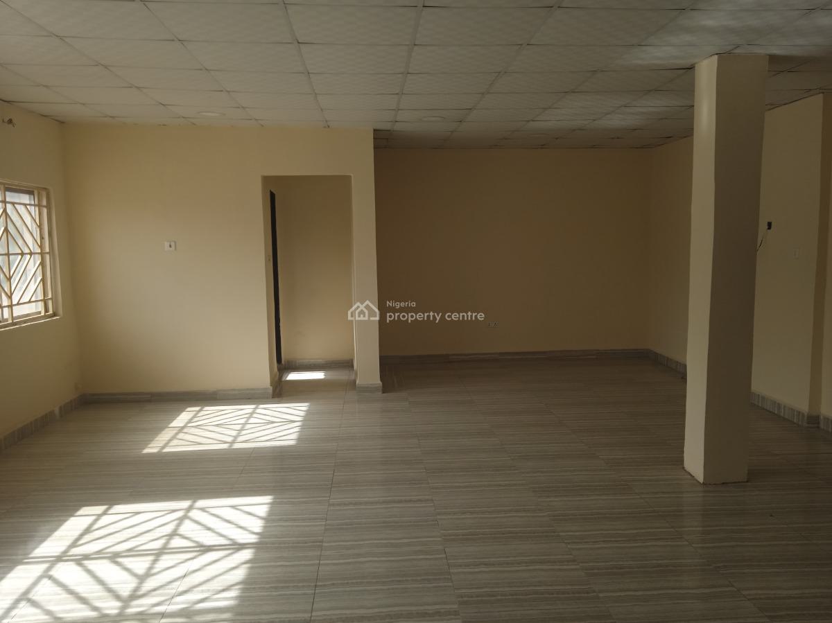 Commercial 300sqm Duplex Suitable for Supermarket, Lab,hospital,clinic, By Kado, Jabi, Abuja, Restaurant / Bar for Rent