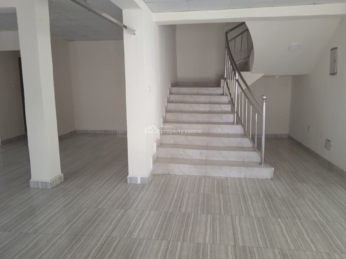 Commercial 300sqm Duplex Suitable for Supermarket, Lab,hospital,clinic, By Kado, Jabi, Abuja, Restaurant / Bar for Rent