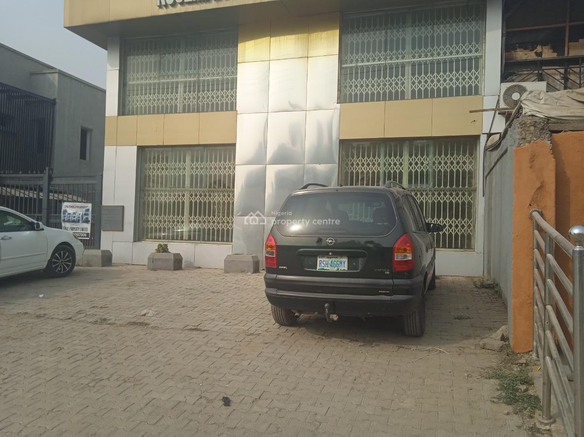 Commercial 300sqm, By Kado, Jabi, Abuja, Restaurant / Bar for Rent