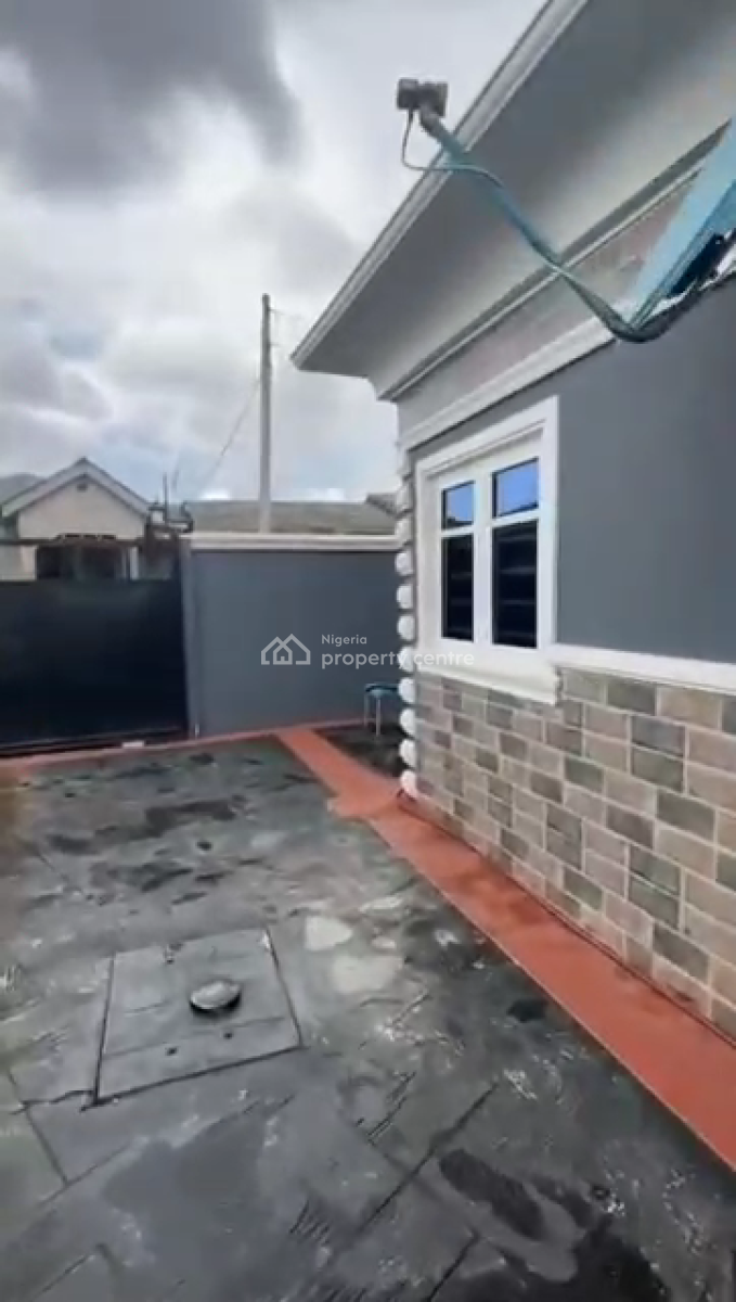 Well-built 3-bedroom Bungalow, K Singer, Sango Ota., Sango Ota, Ogun, Detached Bungalow for Sale