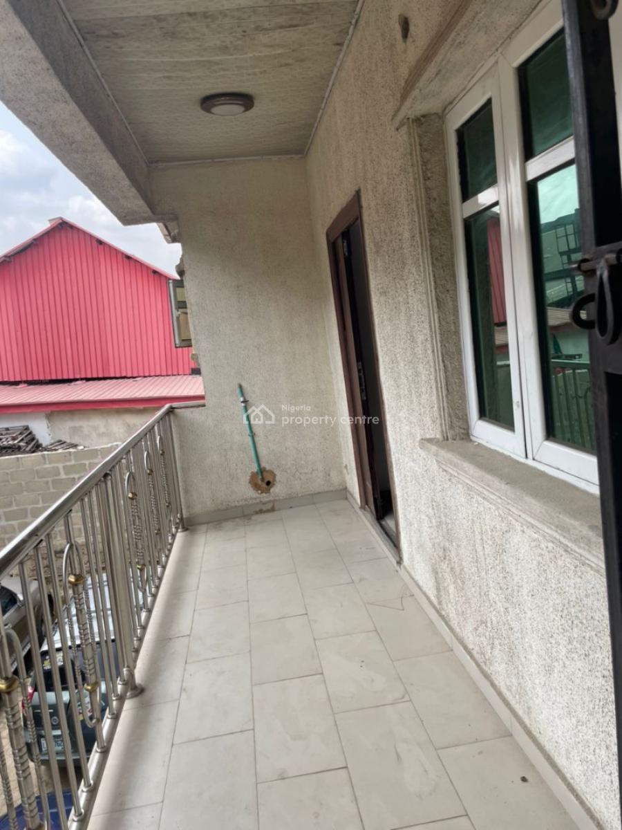 3bedroom Flat Upstairs, Ori-oke, Ogudu, Lagos, Flat / Apartment for Rent
