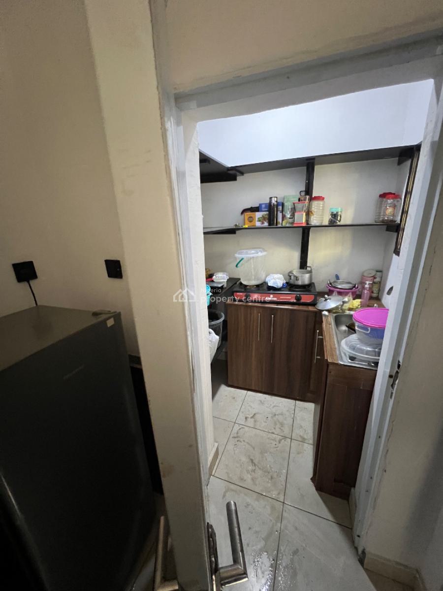 Standard and Super-clean Studio Apartment with 24/7 Electricity, Ikate, Lekki, Lagos, Self Contain (single Rooms) for Rent