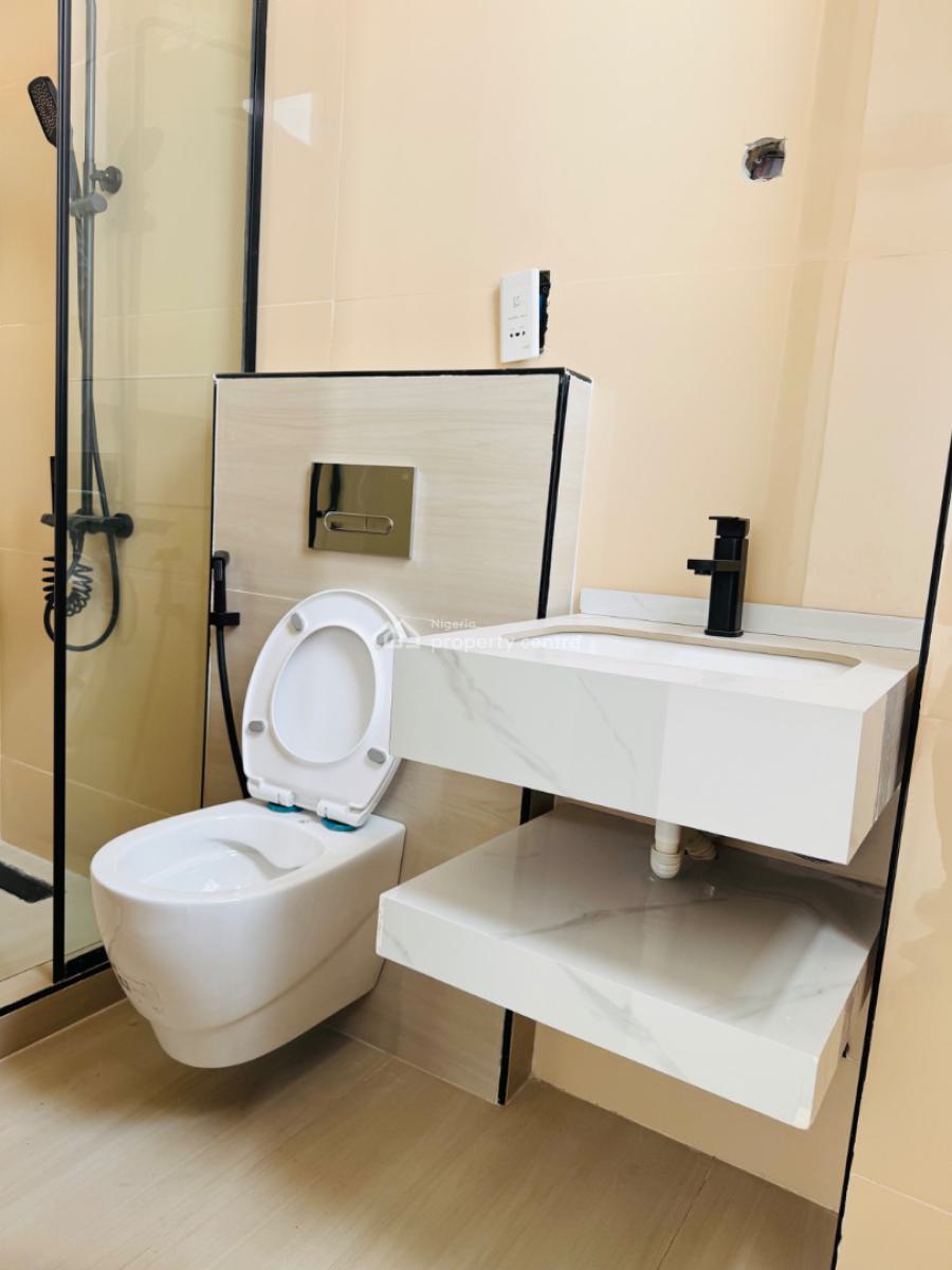 Luxurious 3 Bedroom Apartment, Lekki Phase 1, Lekki, Lagos, Flat / Apartment for Sale