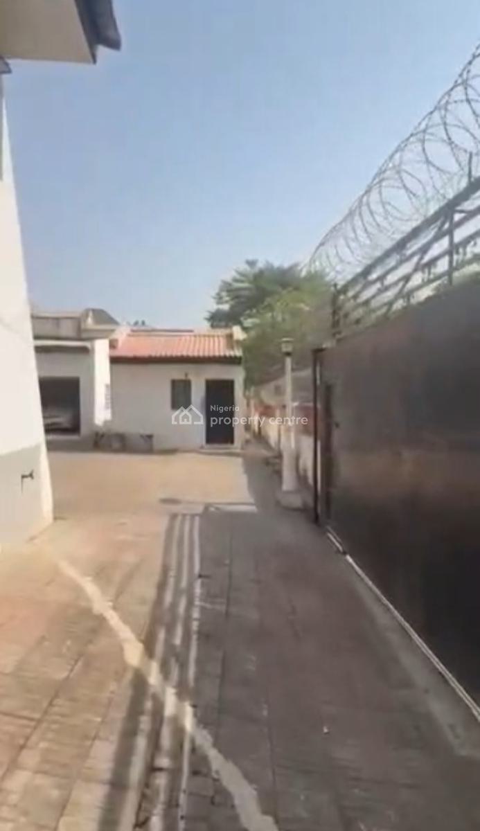 Bungalow on 1400sqm in Maitama Main, Maitama District, Abuja, Residential Land for Sale