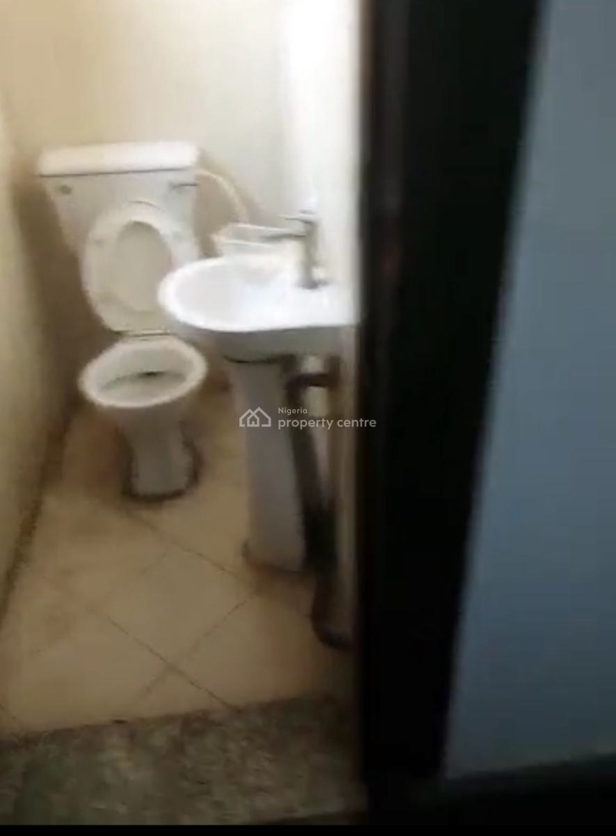 4 Bedroom Flat for Office, Lekki Phase 1, Lekki Phase 1, Lekki, Lagos, Office Space for Rent