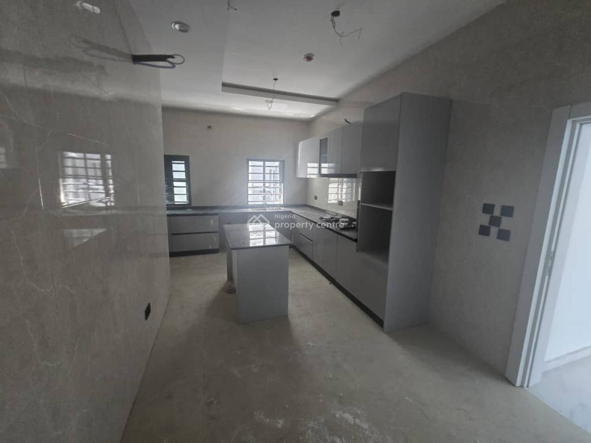 Newly Build Service 3-bedroom Flat Apartment Plus Bq  All Rooms En-sui, Lekki Phase 1, Lekki, Lagos, Flat / Apartment for Rent