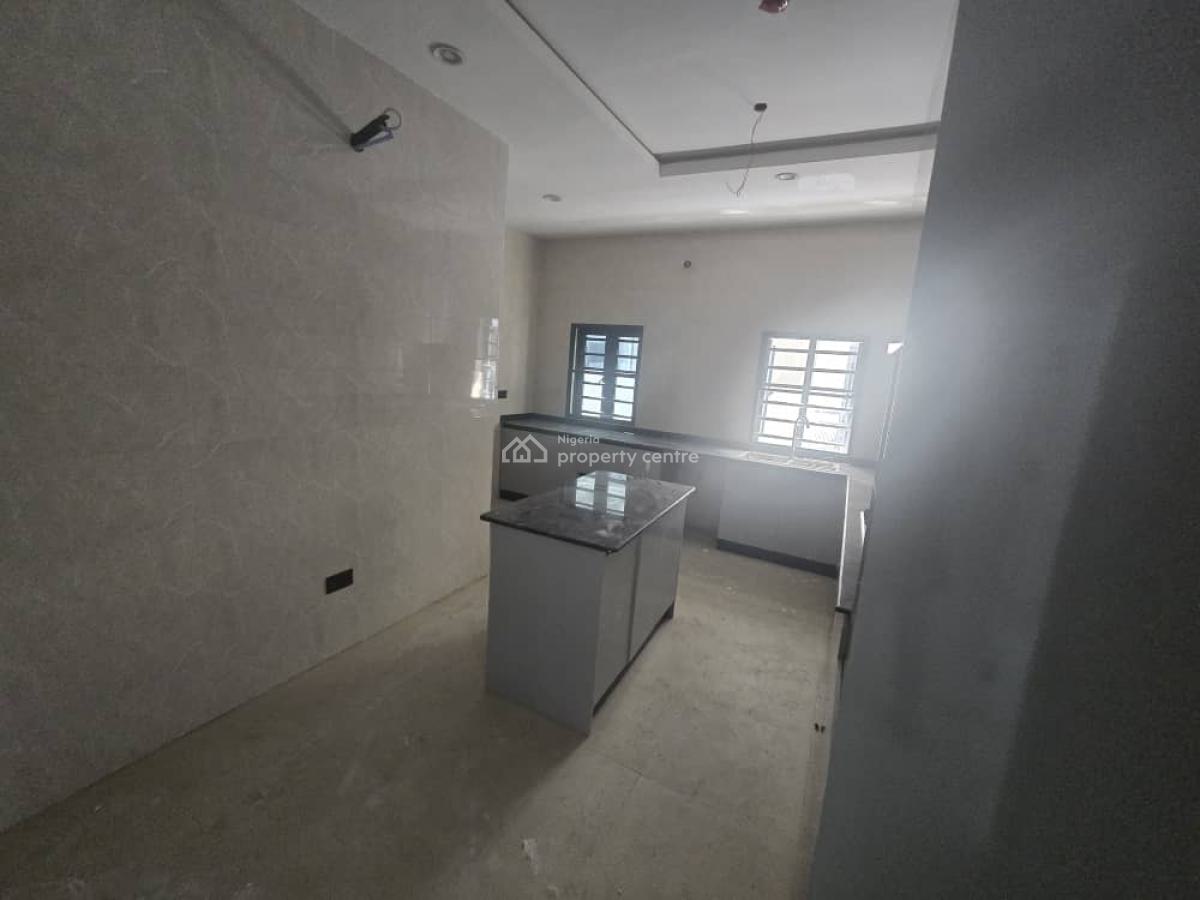 Newly Build Service 3-bedroom Flat Apartment Plus Bq  All Rooms En-sui, Lekki Phase 1, Lekki, Lagos, Flat / Apartment for Rent